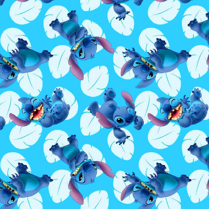 BRUSH ESTAMPADO STITCH Y HOJAS BLANCAS