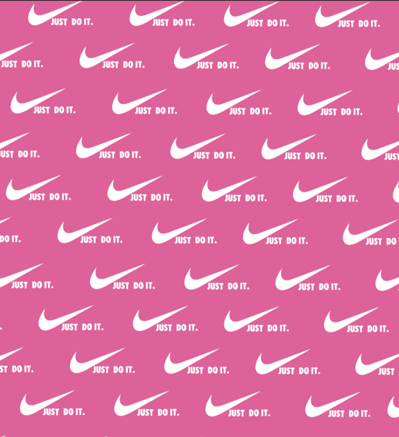BRUSH ESTAMPADO NIKE PEQUEÑO FONDO ROSADO